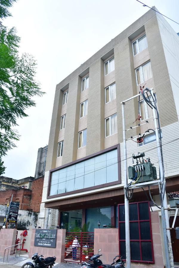 Hotel Yatharth Inn พาราณสี ภายนอก รูปภาพ