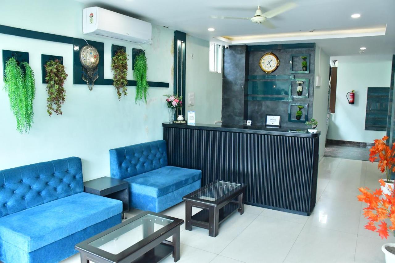 Hotel Yatharth Inn พาราณสี ภายนอก รูปภาพ