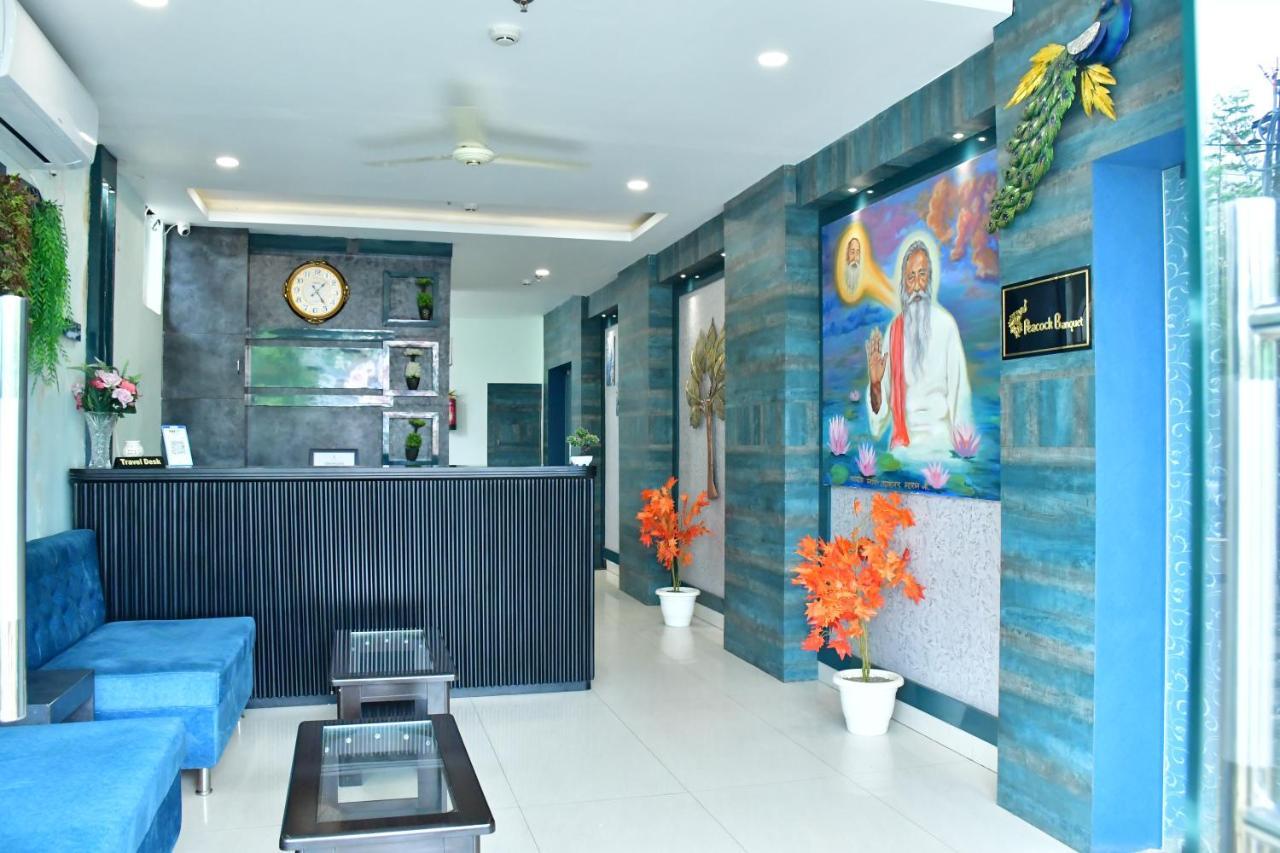 Hotel Yatharth Inn พาราณสี ภายนอก รูปภาพ